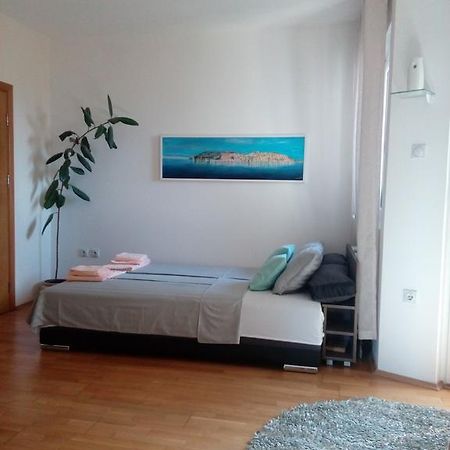 Apartment Boris Ni Quarto foto